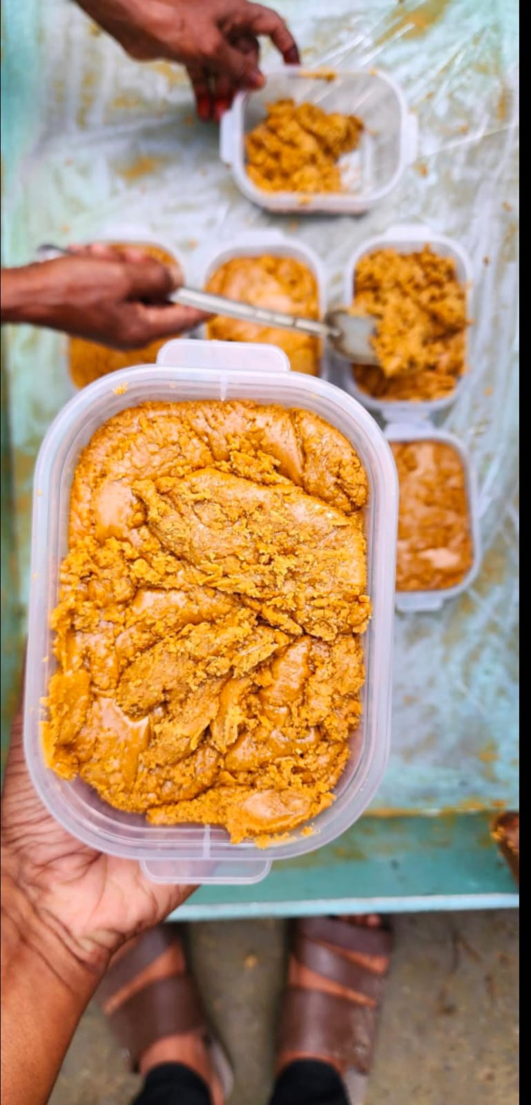 .স্পেশাল চকলেট গুড়